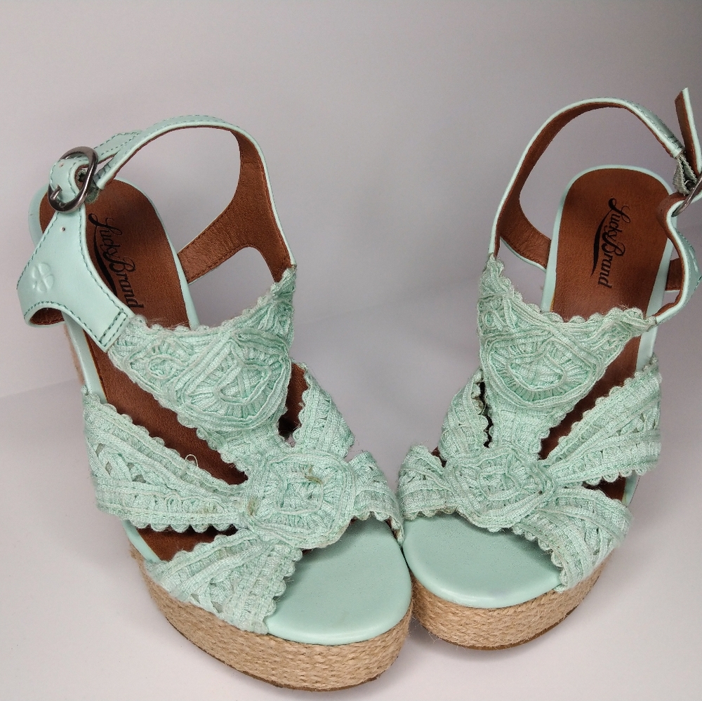 Lucky brand mint wedges size 8.5